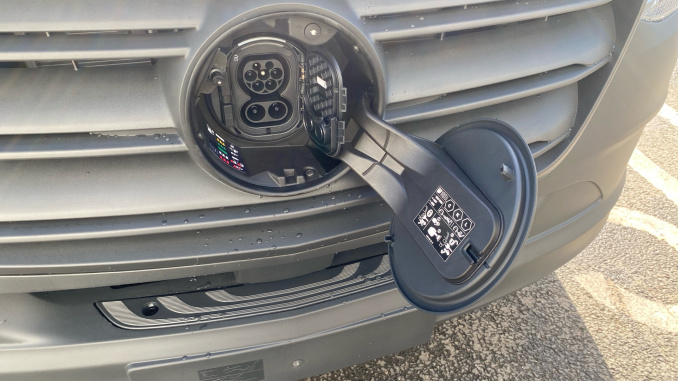 Mercedes-Benz Sprinter E314 L3 Electric Rwd 100kW 81kWh Pro Van Auto - Image 15